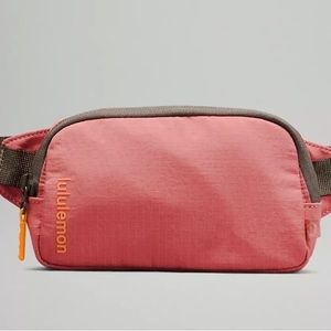 Lululemon mini belt bag